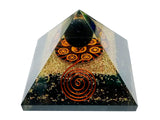 Pele Productions pyramide orgonite shungite-tourmaline pour transformation énergétique et harmonie.