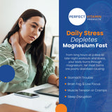 Étiquette sans OGM et choix végan sur le flacon Perfect Vitamin Products.