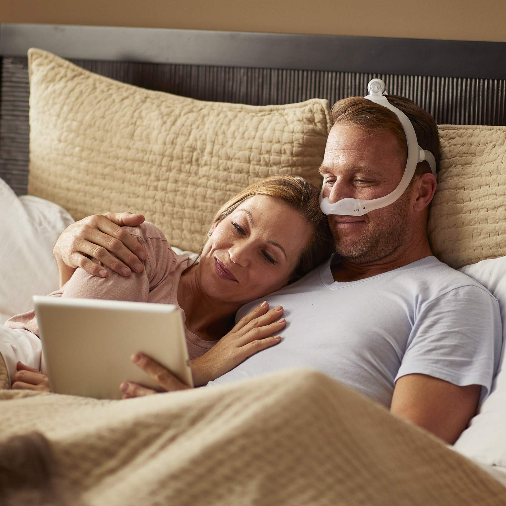 DreamWear cadre masque nasal grand, mobilité et rangement faciles