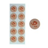 Phiten X30 disques titane en application sur le bras pour un soutien ciblé.