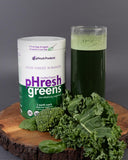 pHresh Greens — verre prêt pour mélanger et déguster rapidement.