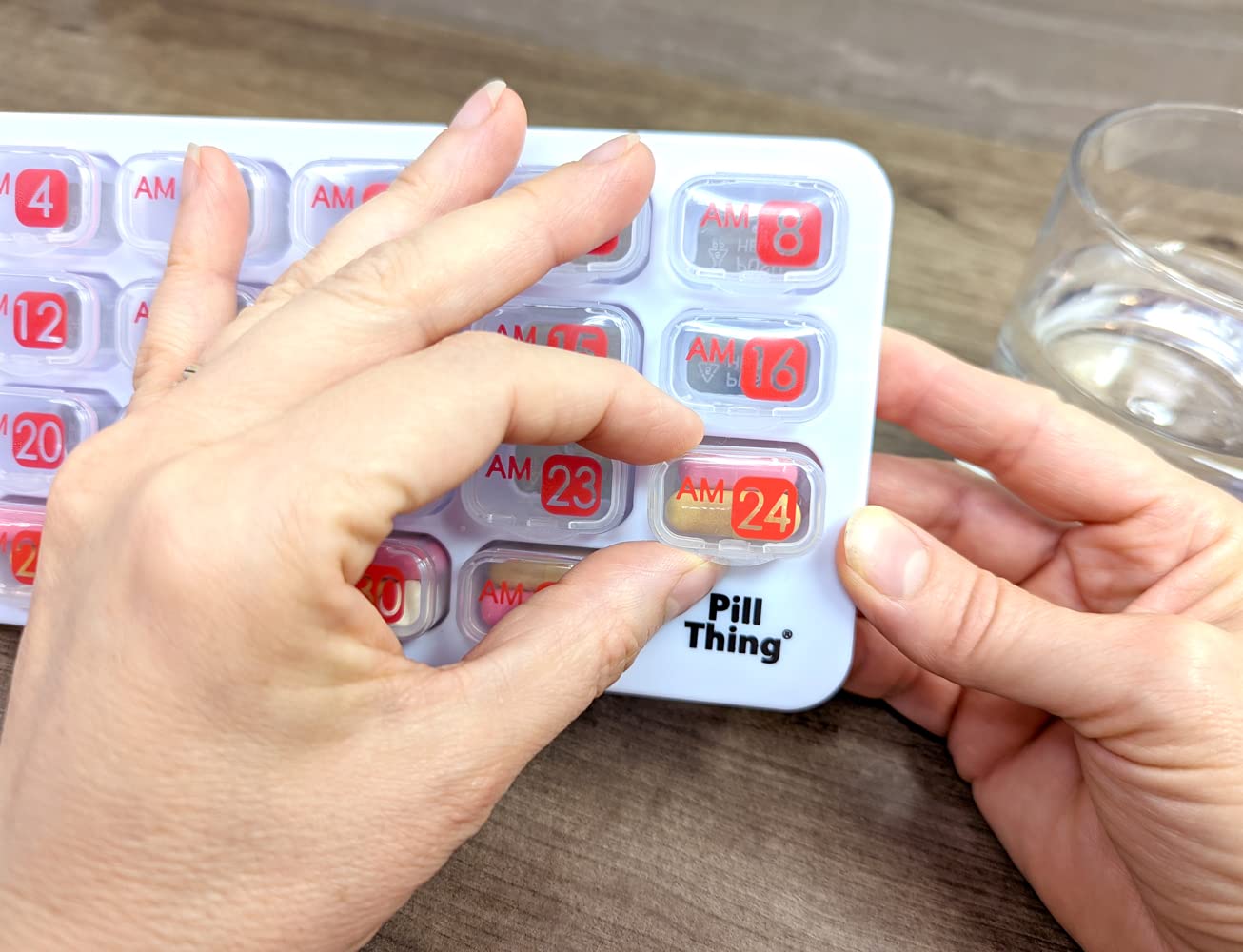 PILL THING utilisation quotidienne simple pour planifier vos doses.