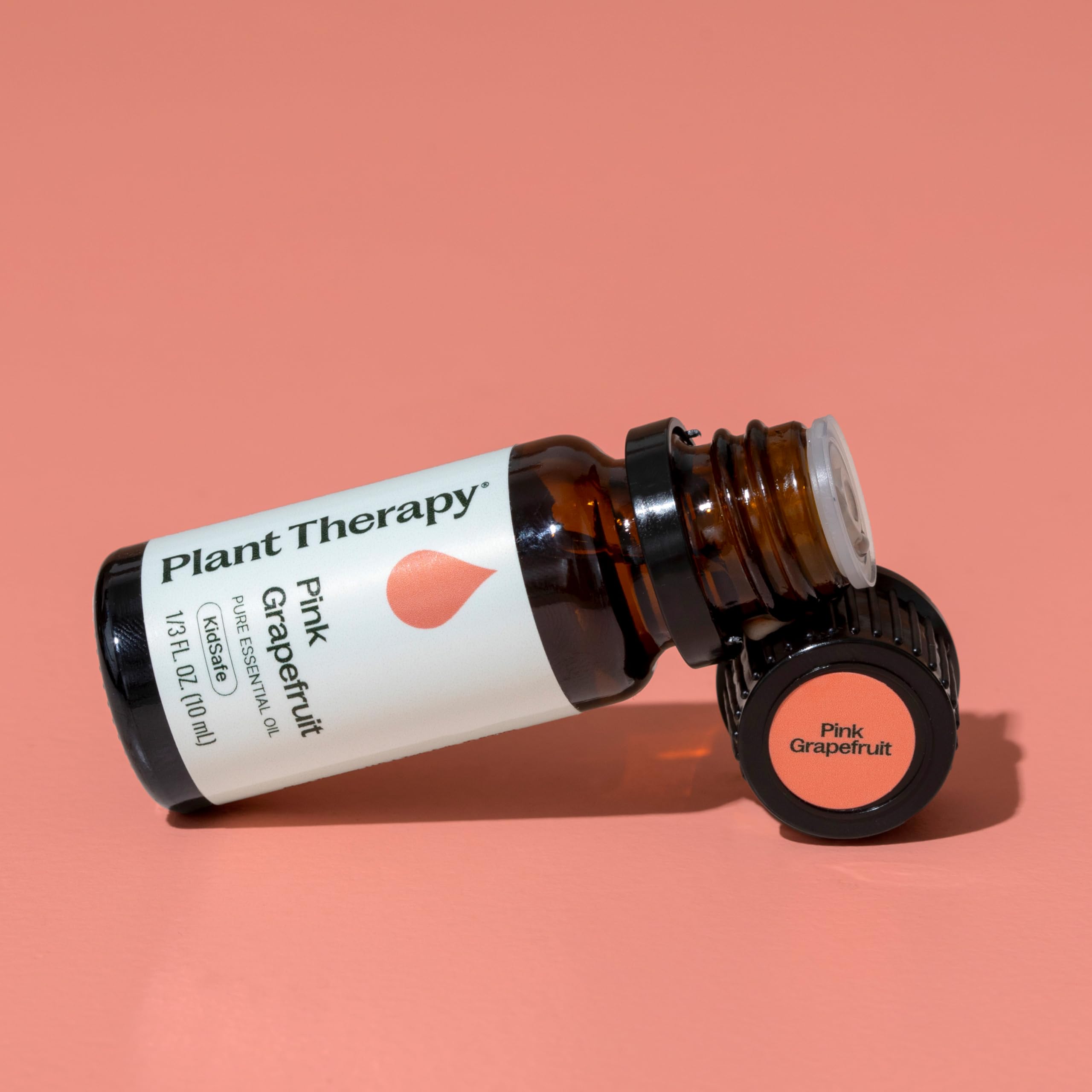 Nettoyage maison avec Plant Therapy Pamplemousse Rose pour parfum frais.