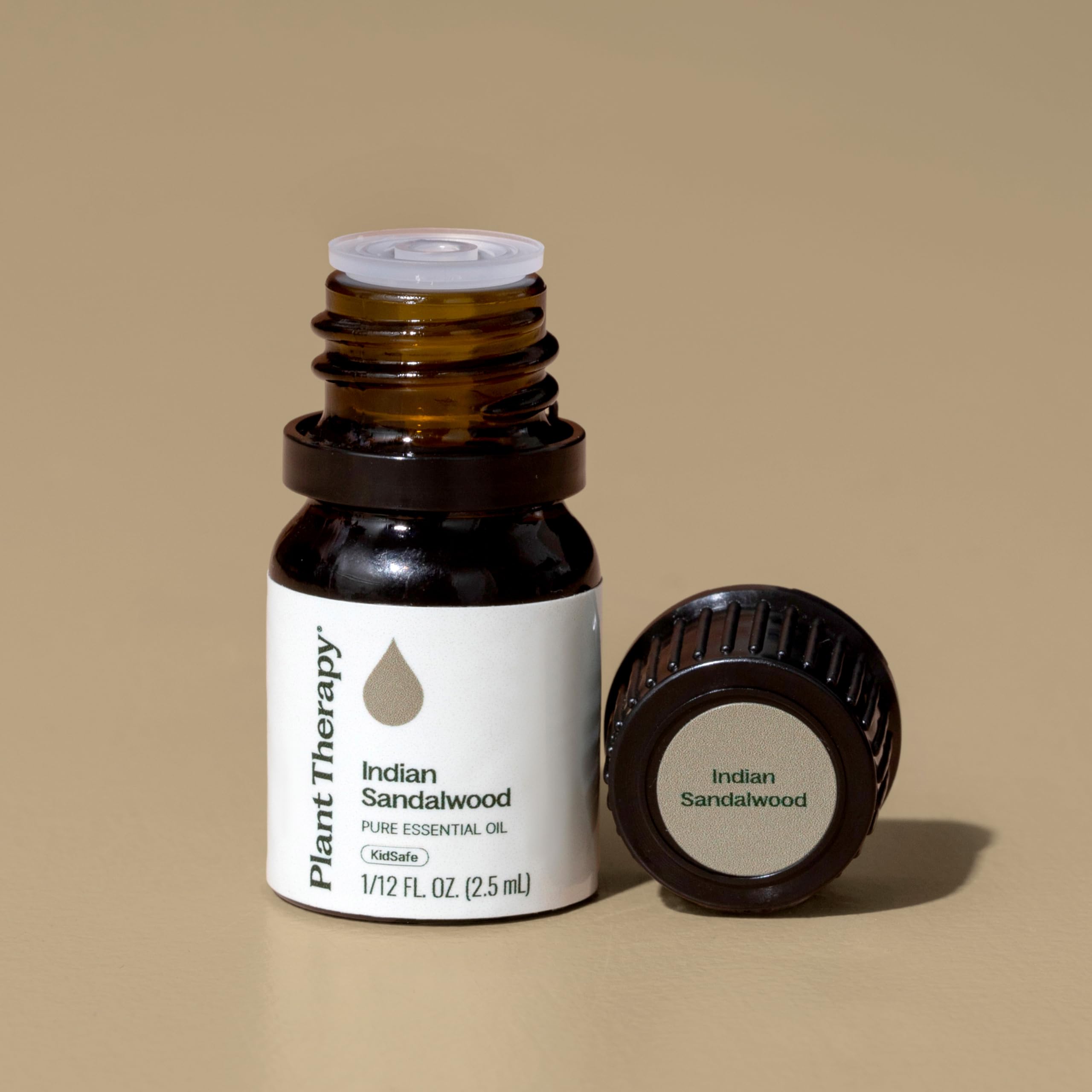 Arôme chaleureux de Plant Therapy Santal Indien enveloppant l’espace.