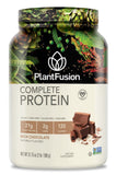 PlantFusion Complete Vegan Protein dans une bouteille ouverte, parfait pour démarrer la journée.