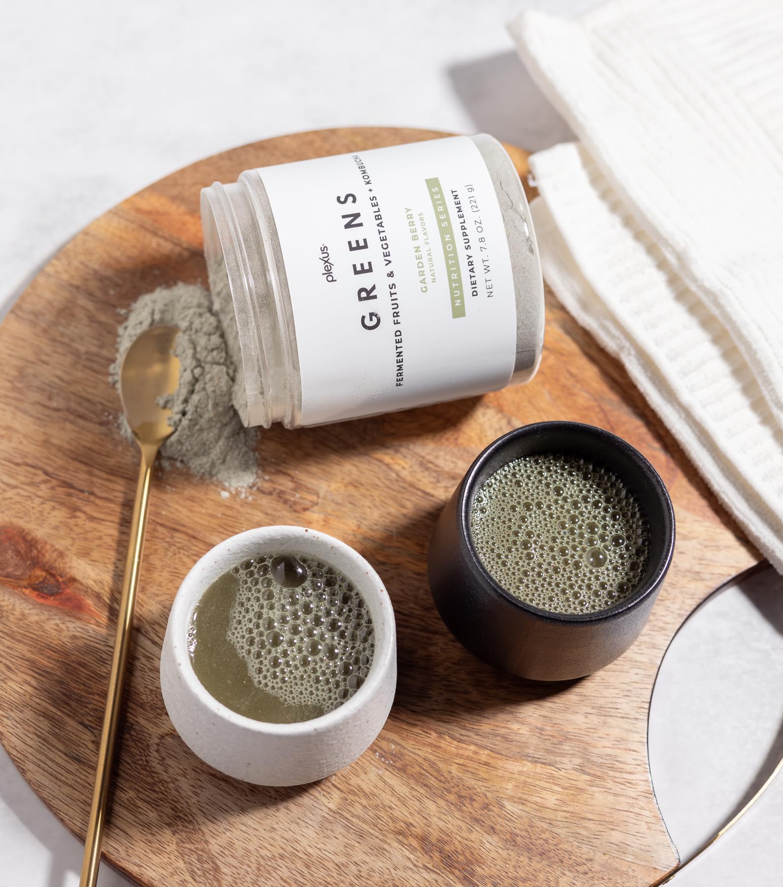 Plexus Greens bouteille-pratique: parfait pour les déplacements et le bureau.