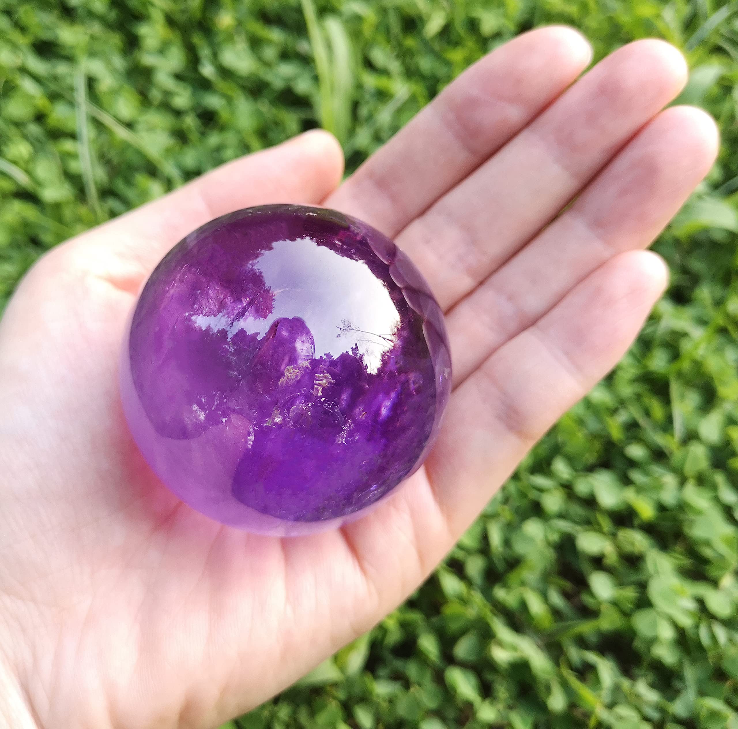 Polar Jade améthyste, outil de méditation pour la clarté et la concentration.