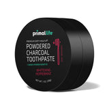 Texture fine de la poudre dentifrice charbon actif pour application facile.