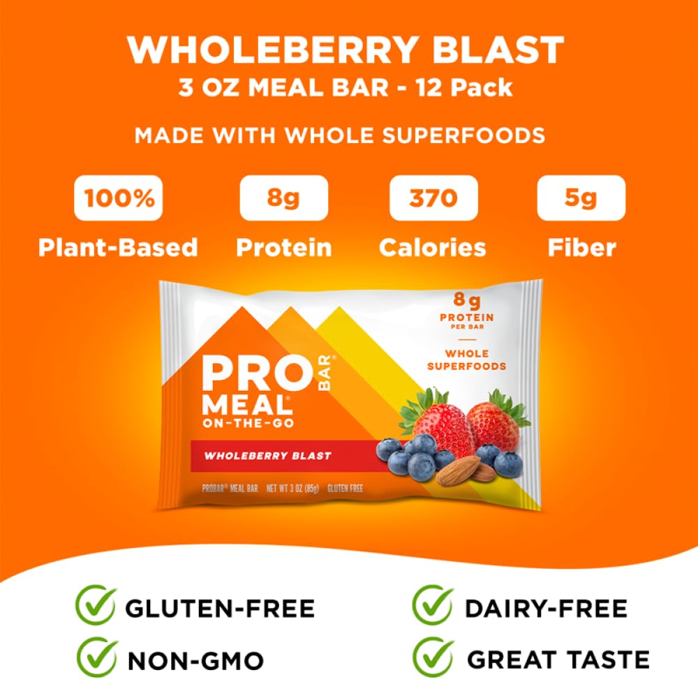 Gros plan sur les fraises et les myrtilles dans PROBAR Wholeberry Blast, saveur fruitée.
