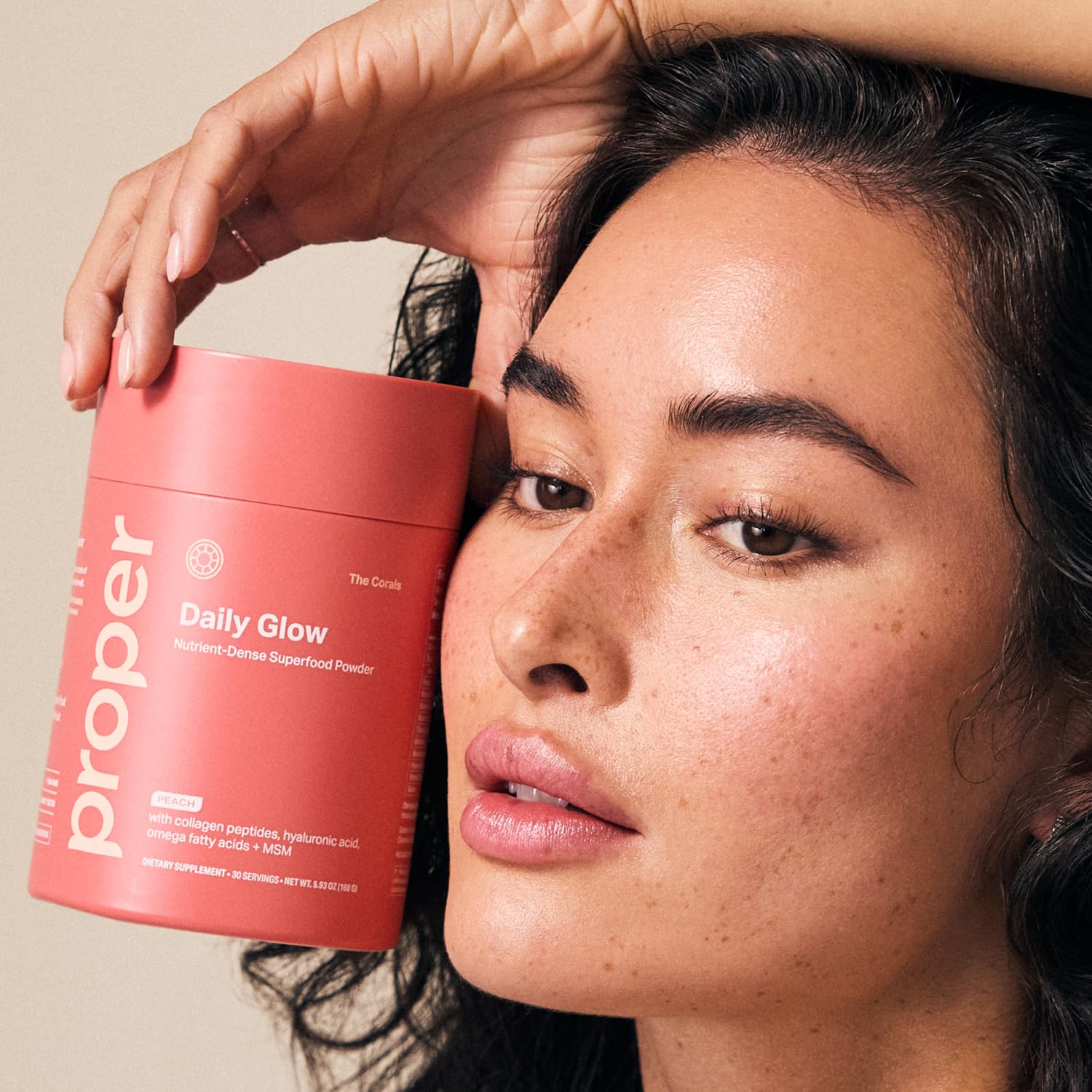 Proper Coraux Daily Glow utilisation-quotidienne, idéale à la maison ou en déplacement.