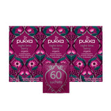 Pukka Nuit Nocturne Baie en sachet, moment de détente avant le sommeil.