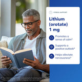 Capsules lithium orotate ouvertes montrant le contenu et le dosage.