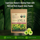 PureAyurbliss amla poudre, gros plan sur la couleur dorée et sa richesse naturelle.