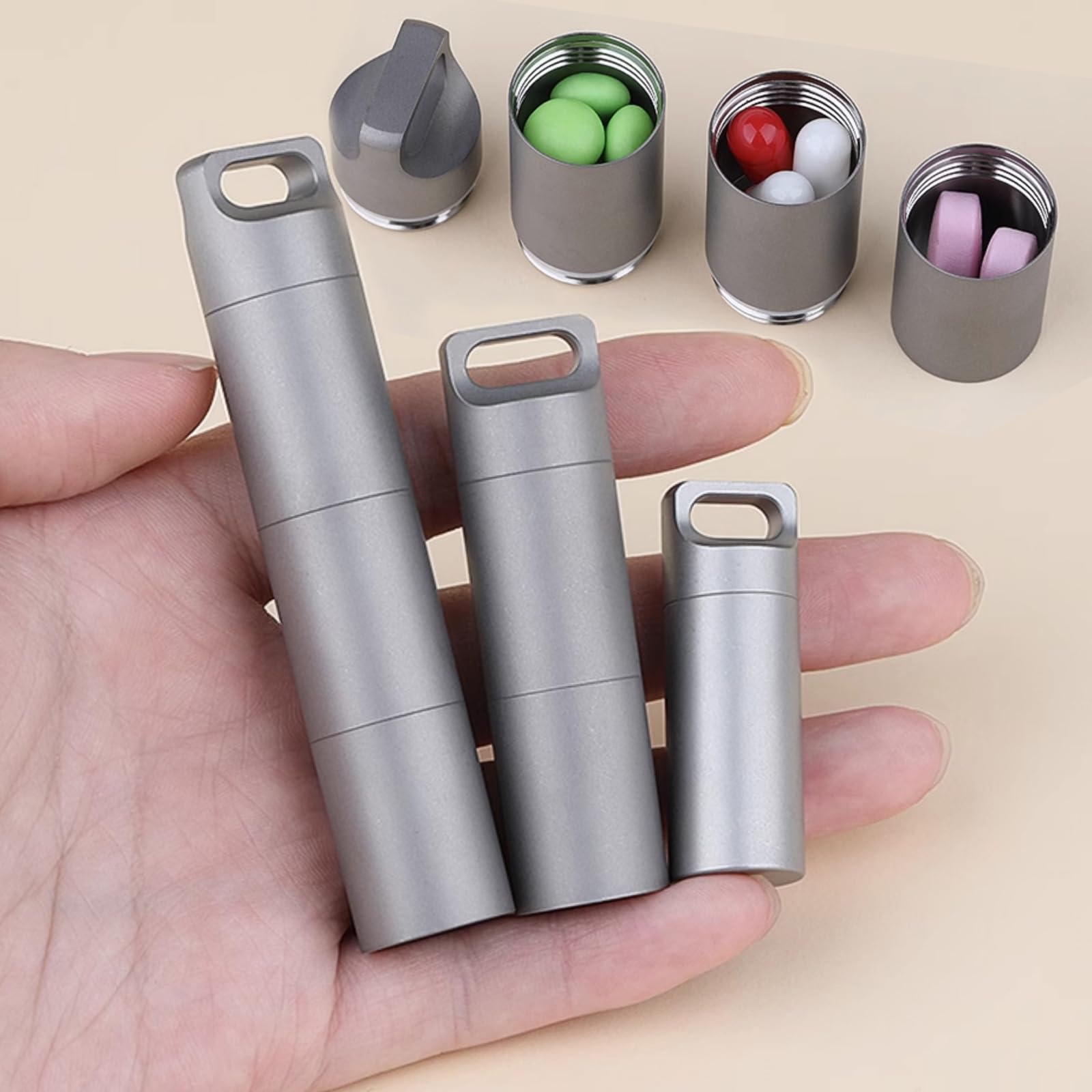 Etui compact de voyage QISVVE, idéal pour les trajets.