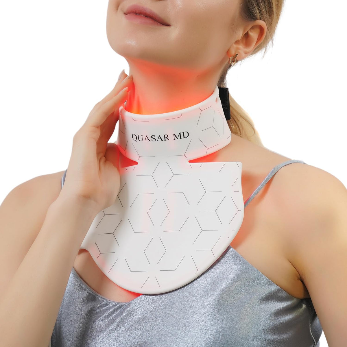 Quasar MD cou et décolleté éclairé en 630nm pour texture uniforme