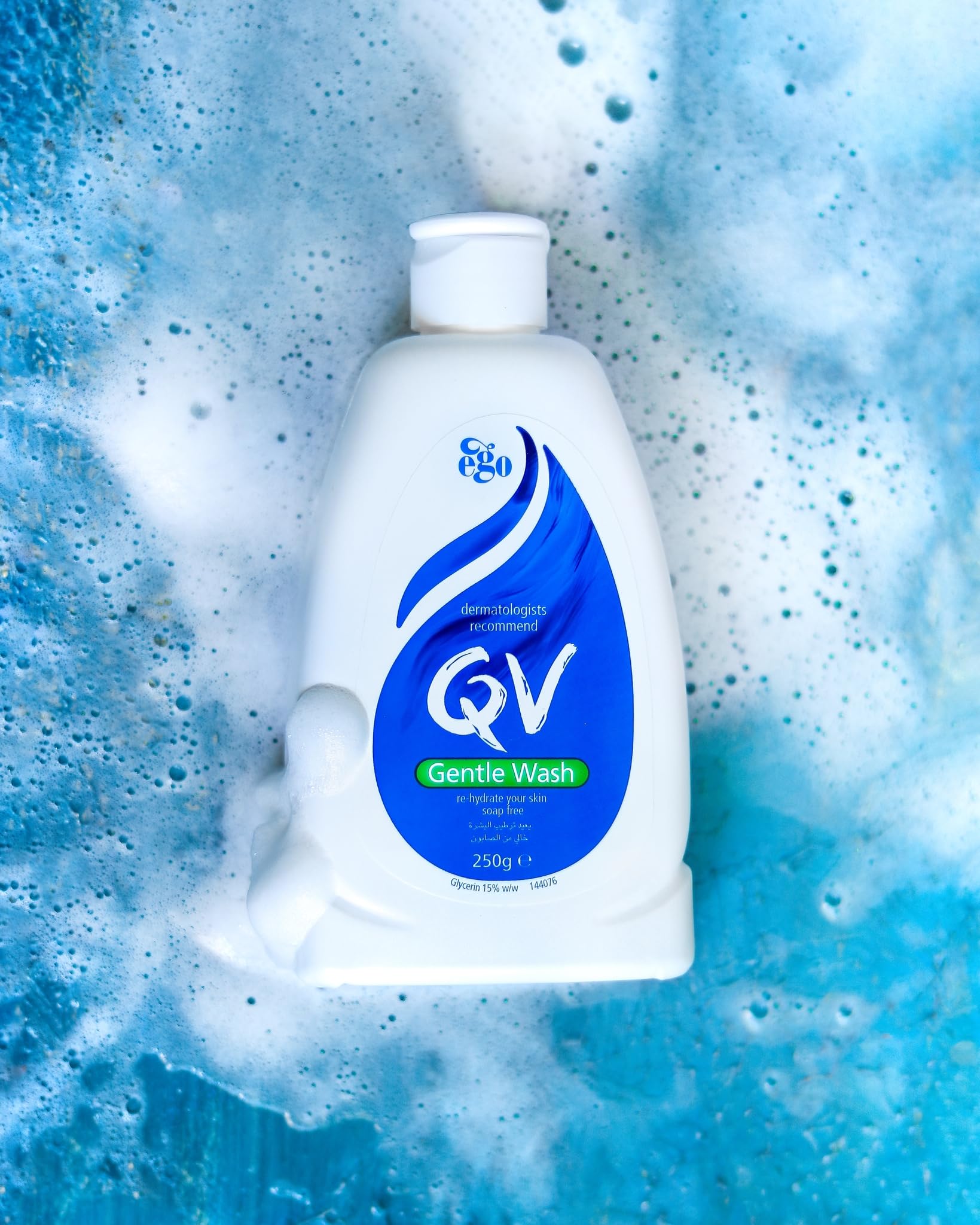 Glycérine 15% dans QV Gentle Wash pour hydrater durablement.