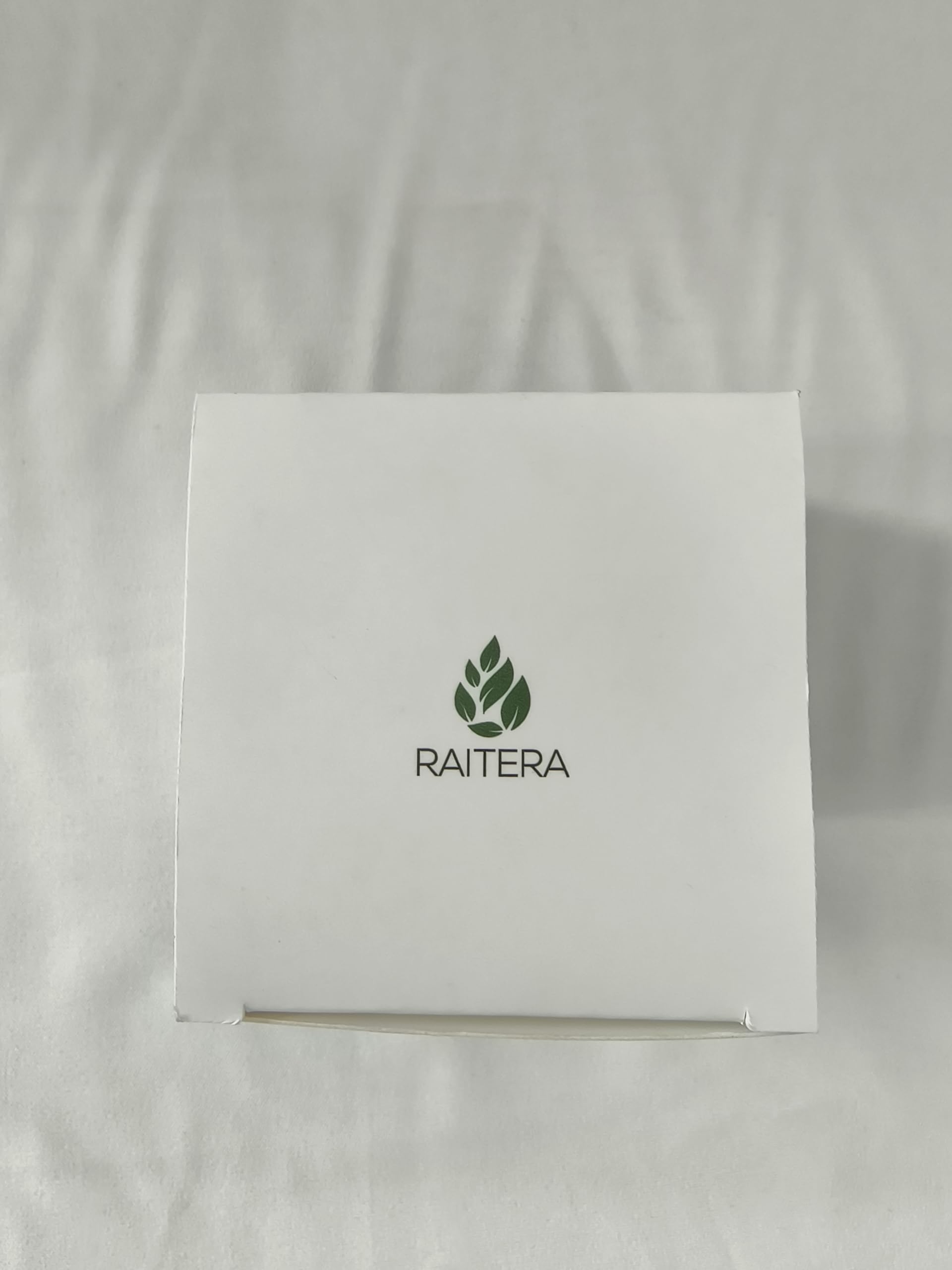 Soin quotidien Nervara Comfort Crème dans la salle de bains.