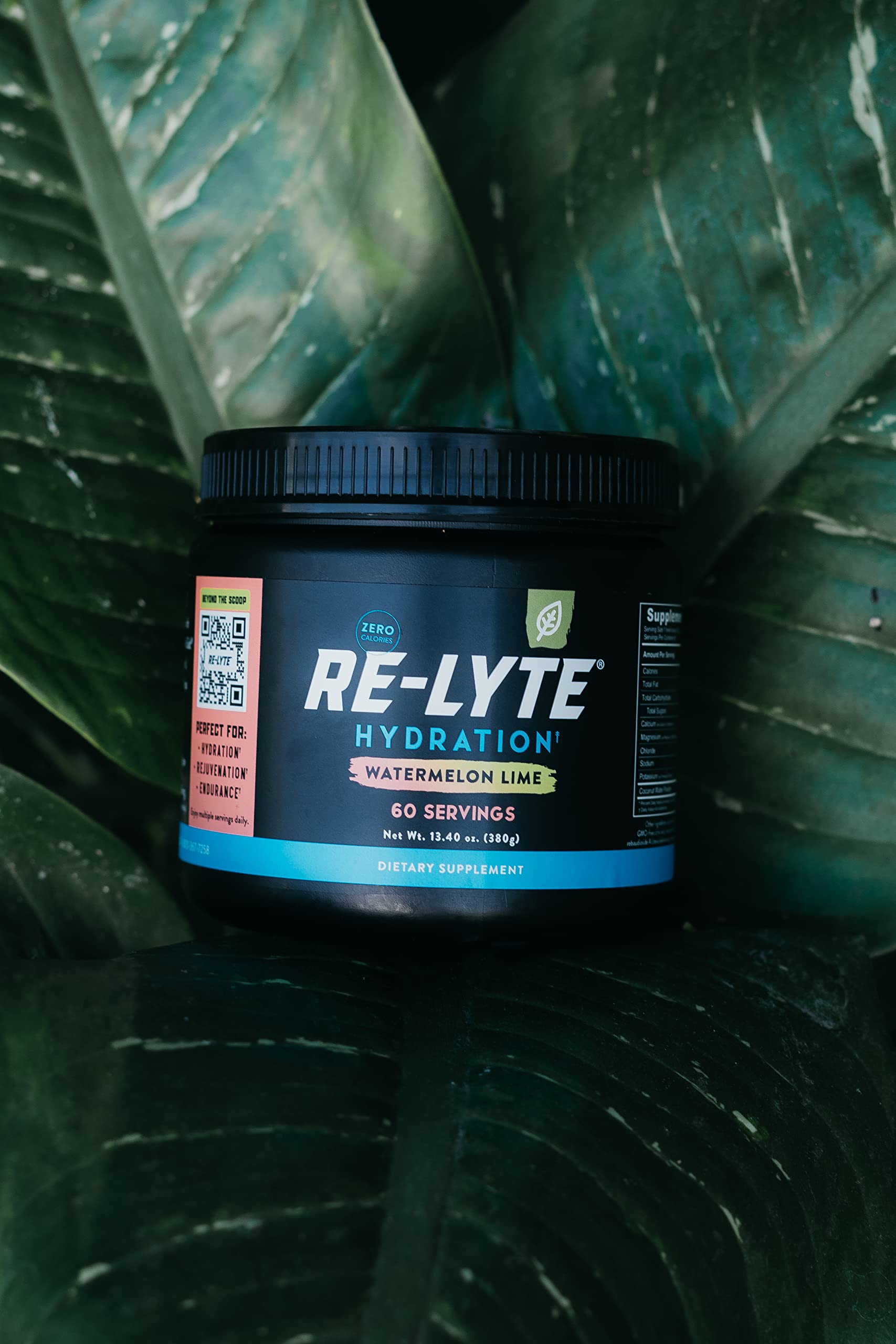 Bouteille de sport avec Re-Lyte prête à consommer pendant l’effort.