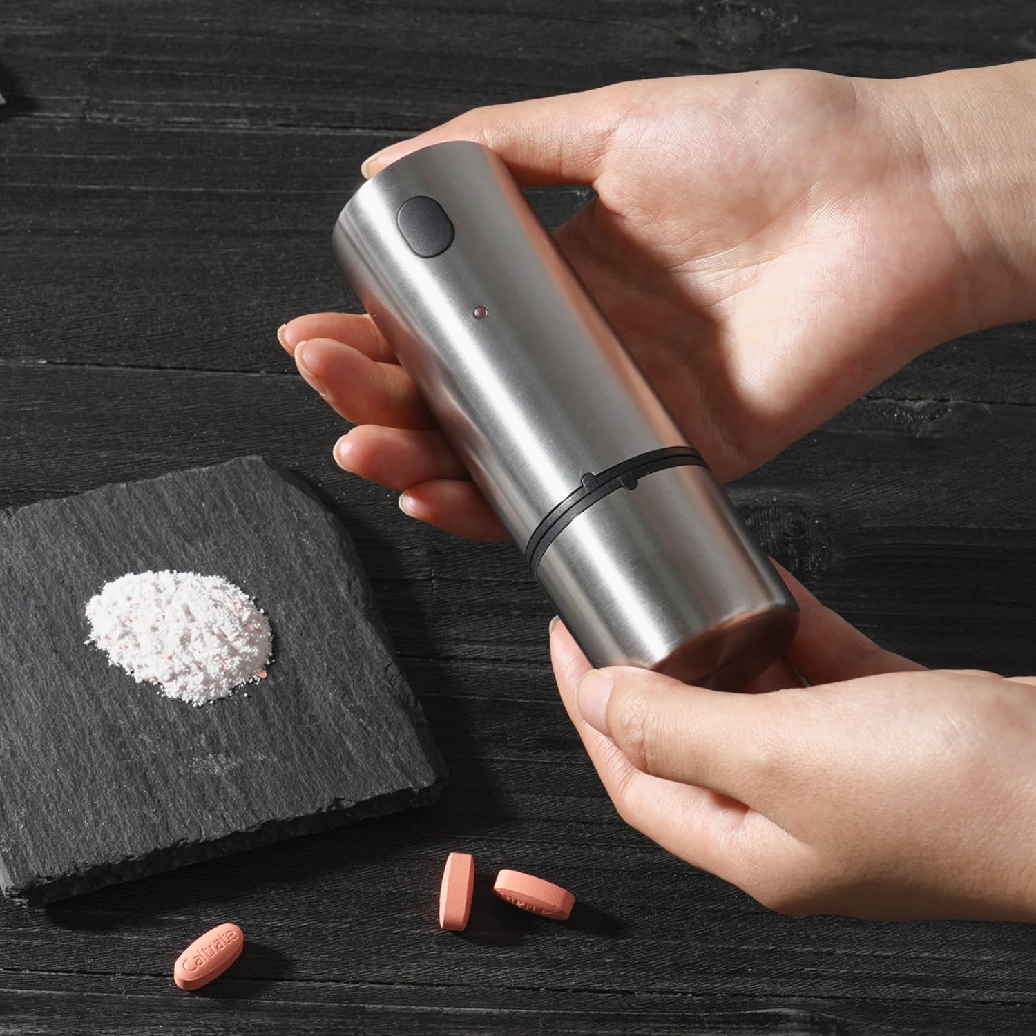 Accessoires lavables au lave-vaisselle facilitant le nettoyage.