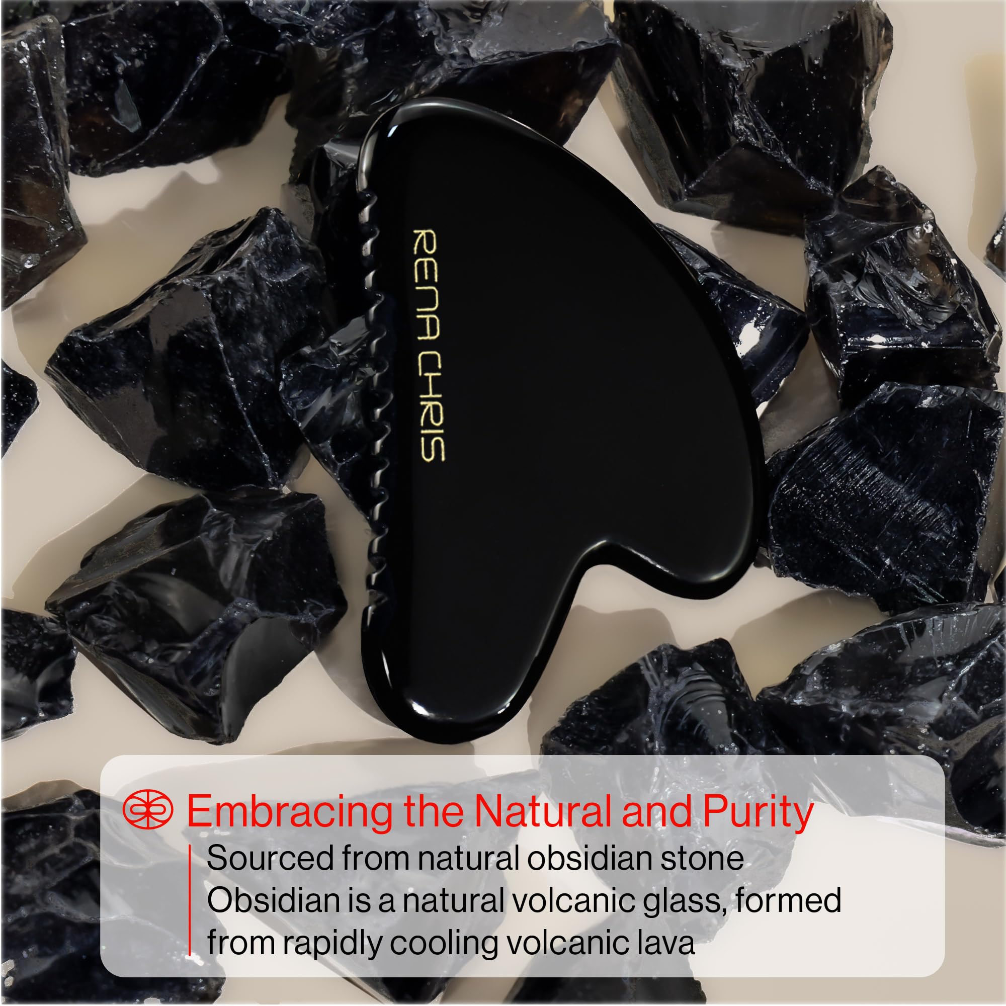 Rena Chris gua sha obsidienne, massage des joues pour réduire les poches