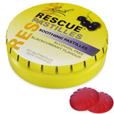 RESCUE Pastilles dans une boîte à fermeture clic, pratique pour voyager et se détendre en déplacement.