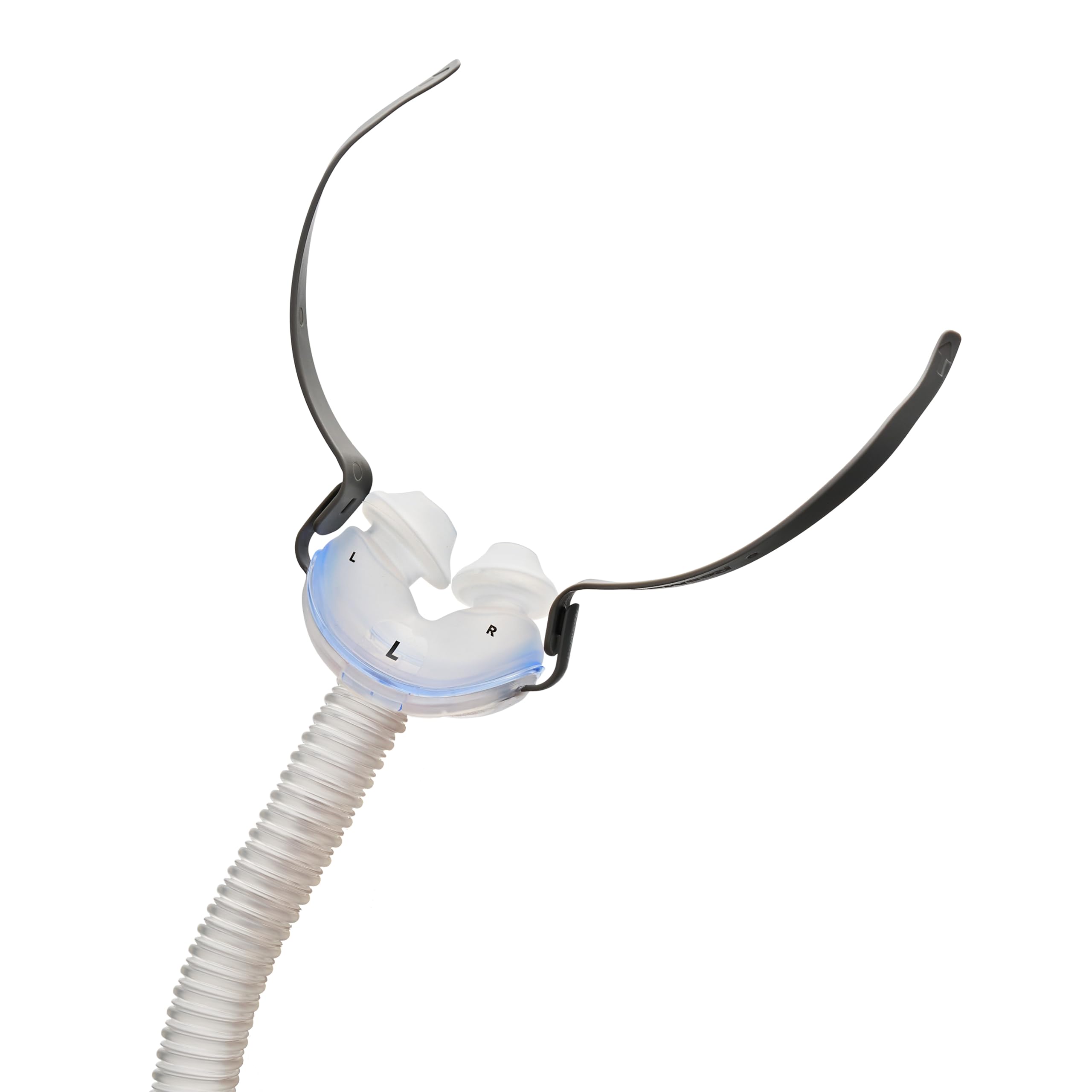 Cadre AirFit P10 de ResMed avec tube court pour stabilité discrète.