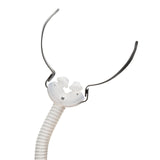 Cadre ResMed AirFit P10 avec tube court pour ajustement discret et confortable.