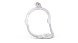 ResMed AirFit P30i cadre : cadre discret et maintien stable pour la nuit.