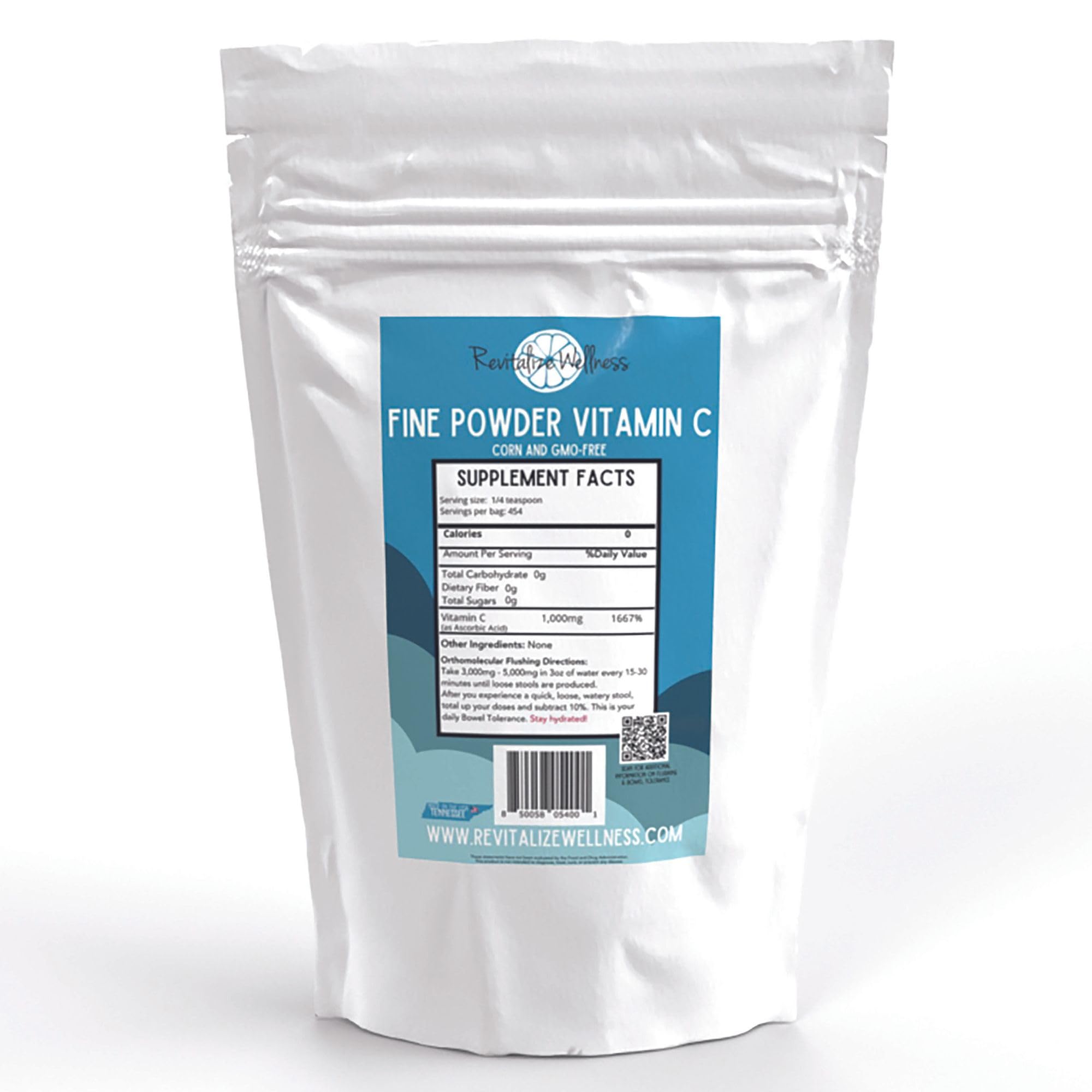 Revitalize Wellness Poudre Fine de Vitamine C dans son pot prête à être mélangée.