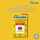 Gros plan sur les drops Ricola, texture veloutée et arôme herbacé.