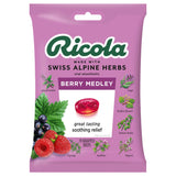 Ricola Mélange de Baies — emballage pratique et saveur rafraîchissante.
