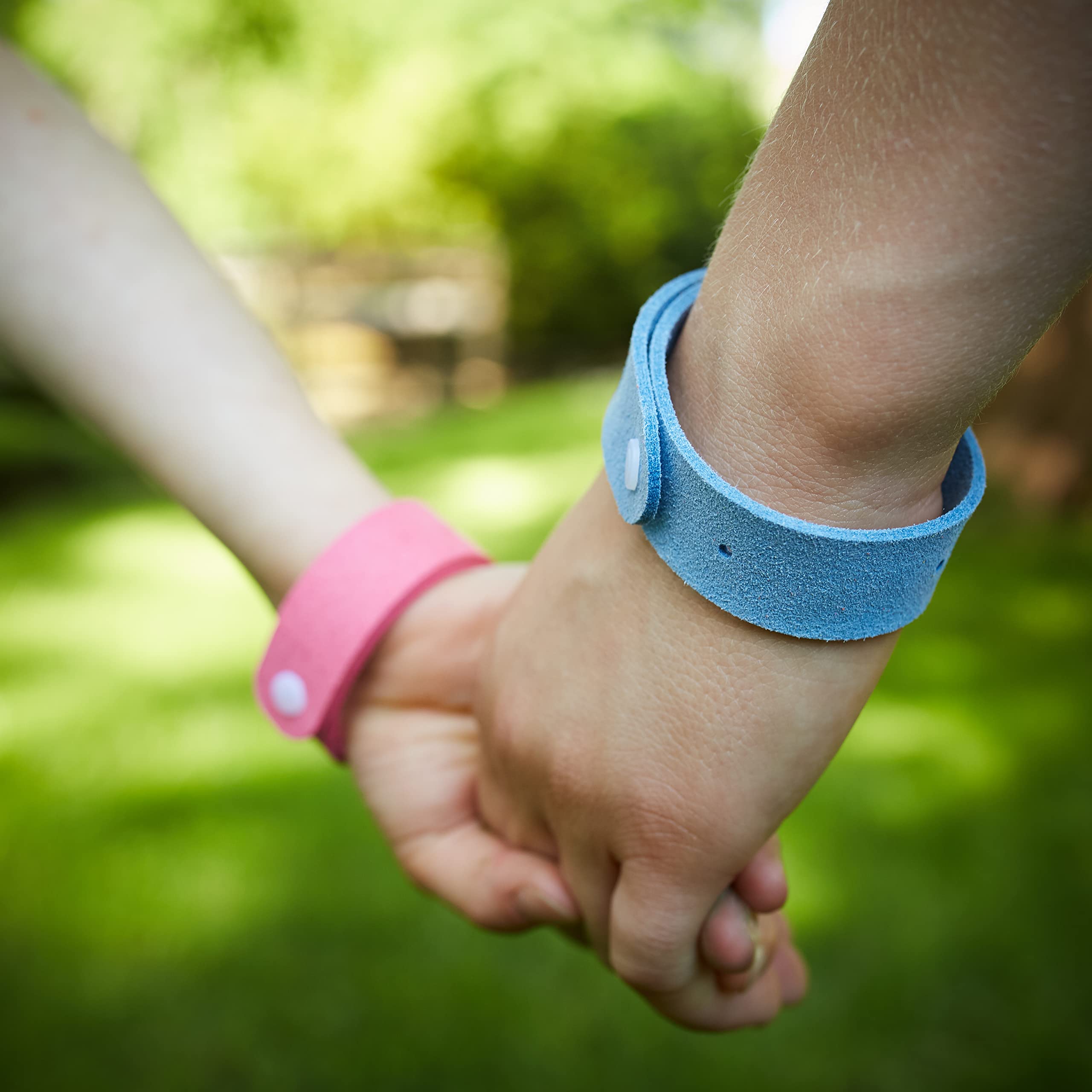 Bracelets moustiques RiptGear portables – parfaits pour le voyage et la randonnée.