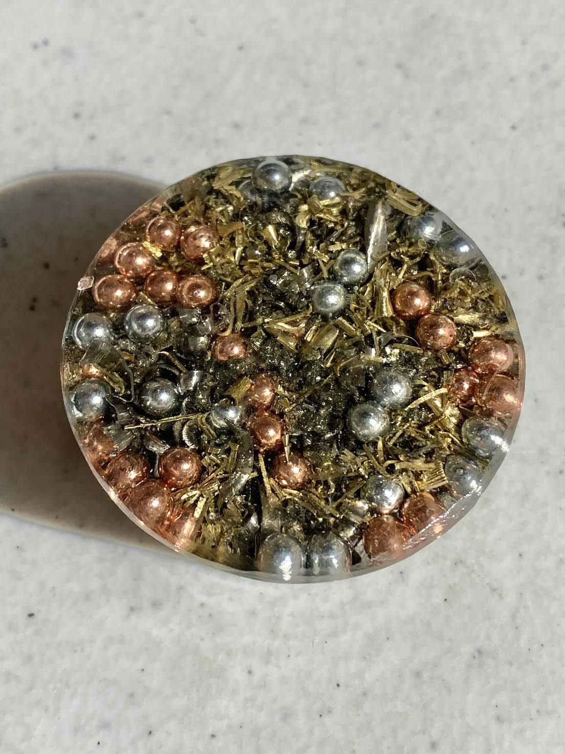 Rise Perspective Citrine Orgone: cristaux bionisés et composants pour l’harmonie énergétique