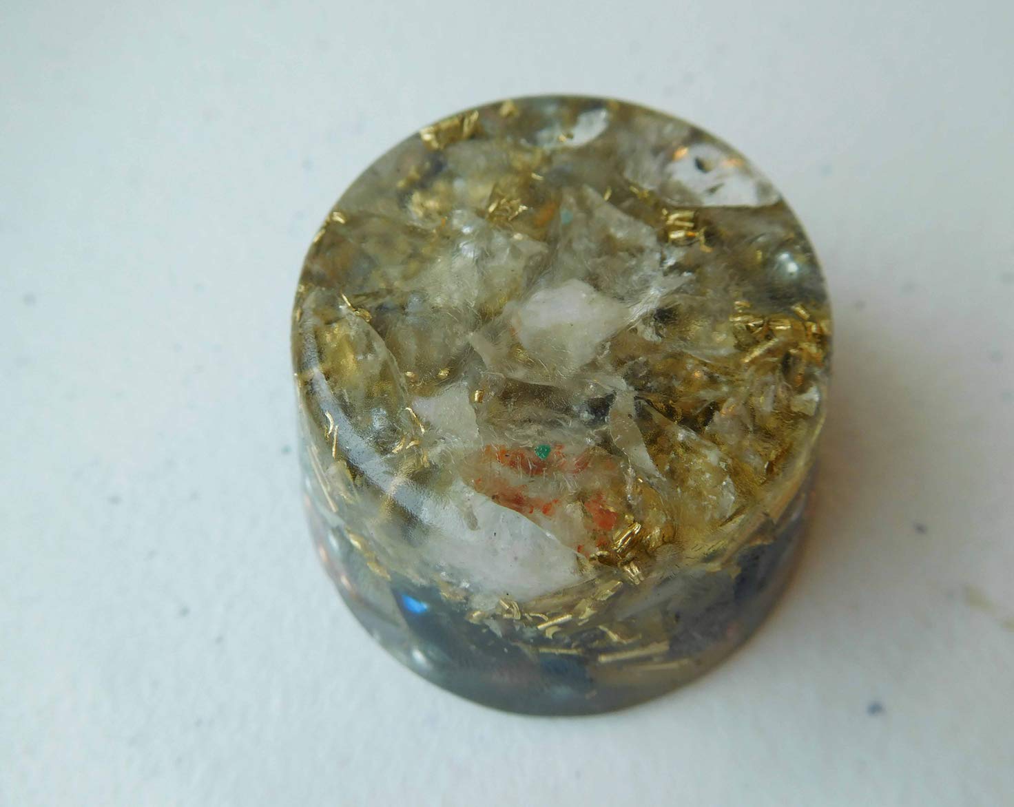 Rise Perspective Citrine Orgone: placement près TV ou ordinateur pour ambiance sereine