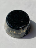 Rise Perspective Shungite Orgone Generateur Tour Petit : purifie l’atmosphère et booste l’énergie.