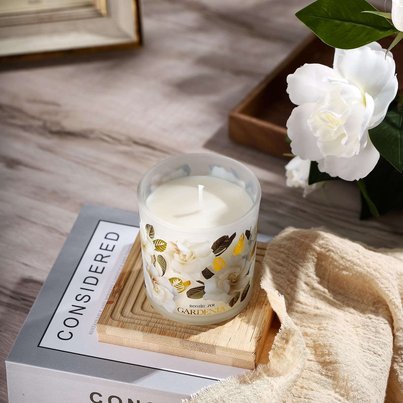 ROMIIE ZOI Bougie Gardenia avec mèche coton pour une combustion stable