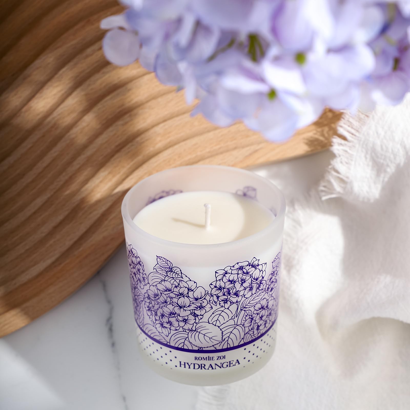 ROMIIE ZOI Hydrangea bougie relaxante invitant à la détente