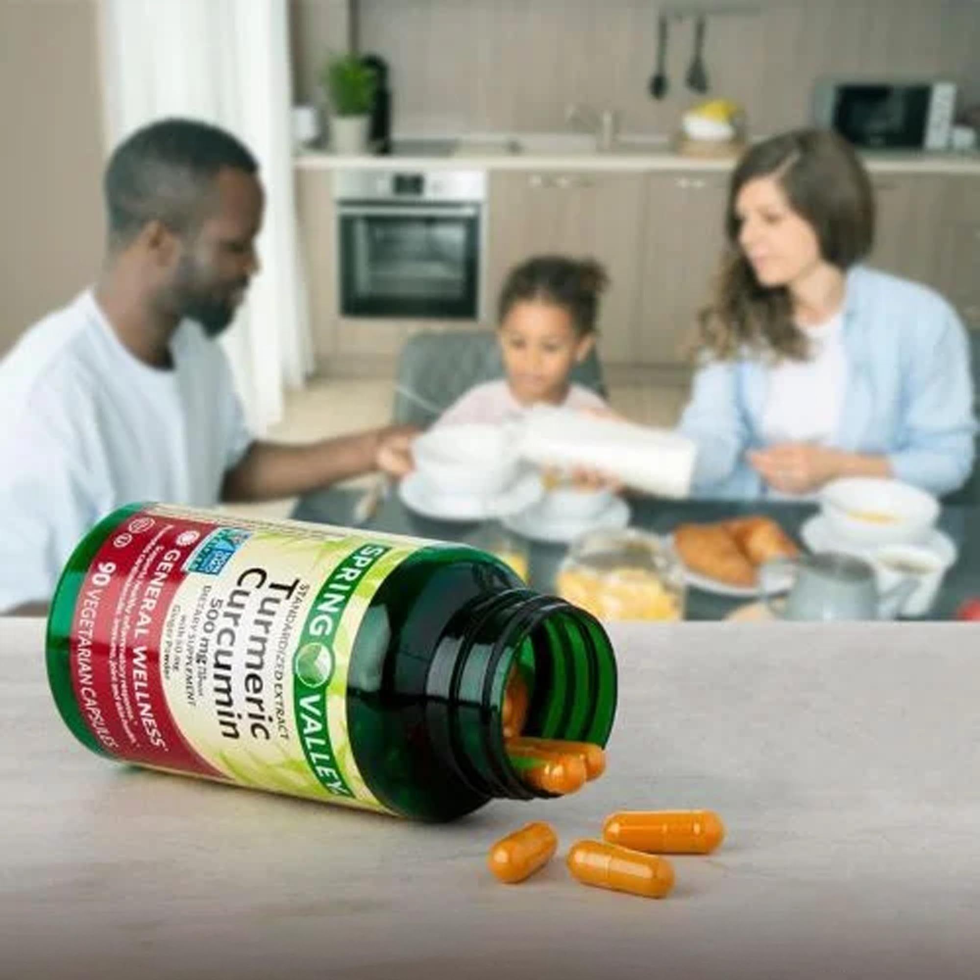 Routine bien-eatre avec curcuma: flacon compact pour sac.
