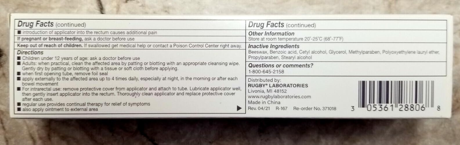 Rugby Laboratoires petrolatum 74,9% : film protecteur sur peau irritée.
