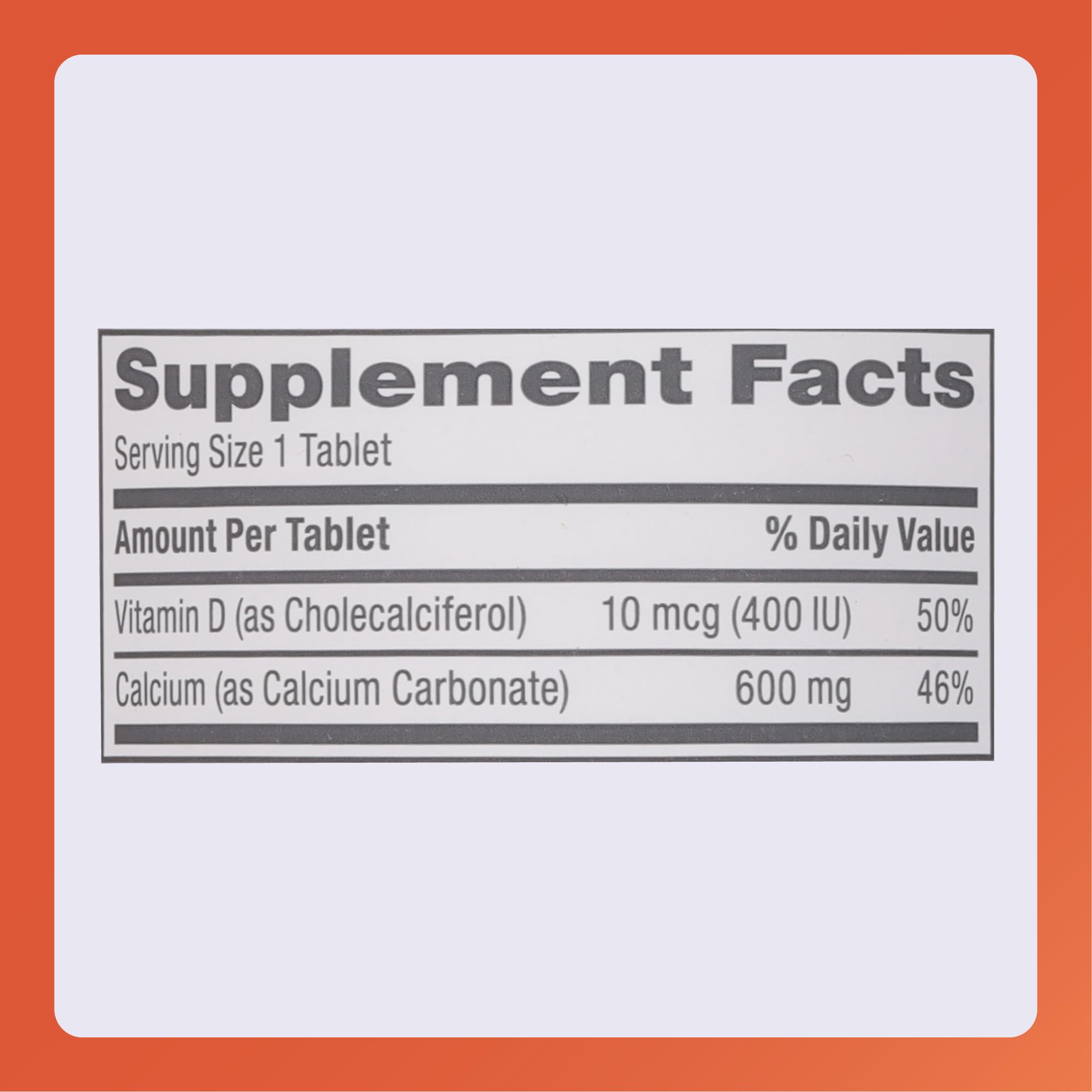 RUGBY LABORATORIES comprimé-calcium-600mg-detail: texture et couleur du comprimé.