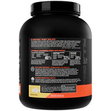 Rule 1 R1 Protéine Whey Isolate dans un verre, mélange rapide et shake lisse.