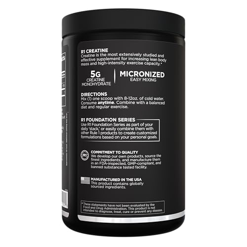 Shake de poudre créatine Rule 1 se mélange dans l’eau