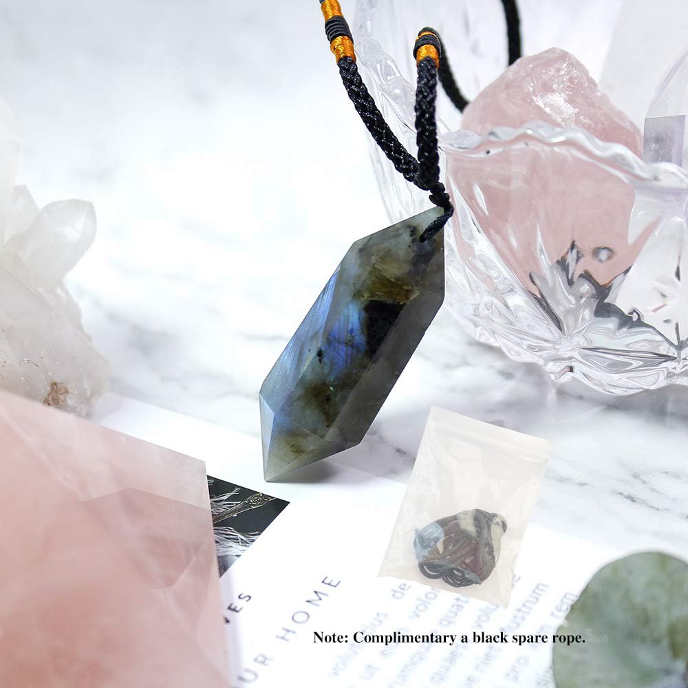 Bijou Runyangshi en Labradorite unique, cadeau idéal pour les passionnés de cristaux.