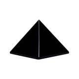Pyramide Runyangshi en obsidienne noire 4x4 cm, face avant, protection et concentration potentielles.