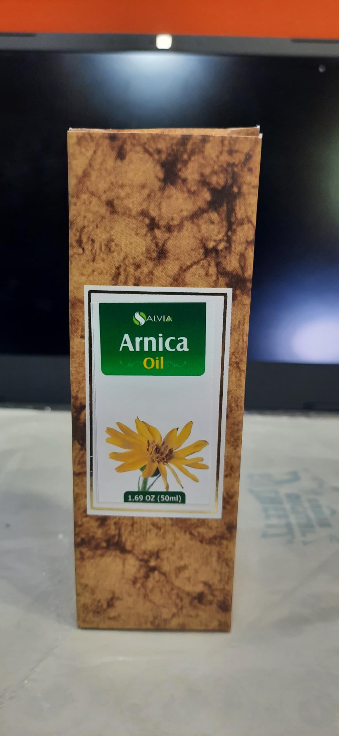 Salvia Arnica huile cheveux, soin du cuir chevelu et brillance douce