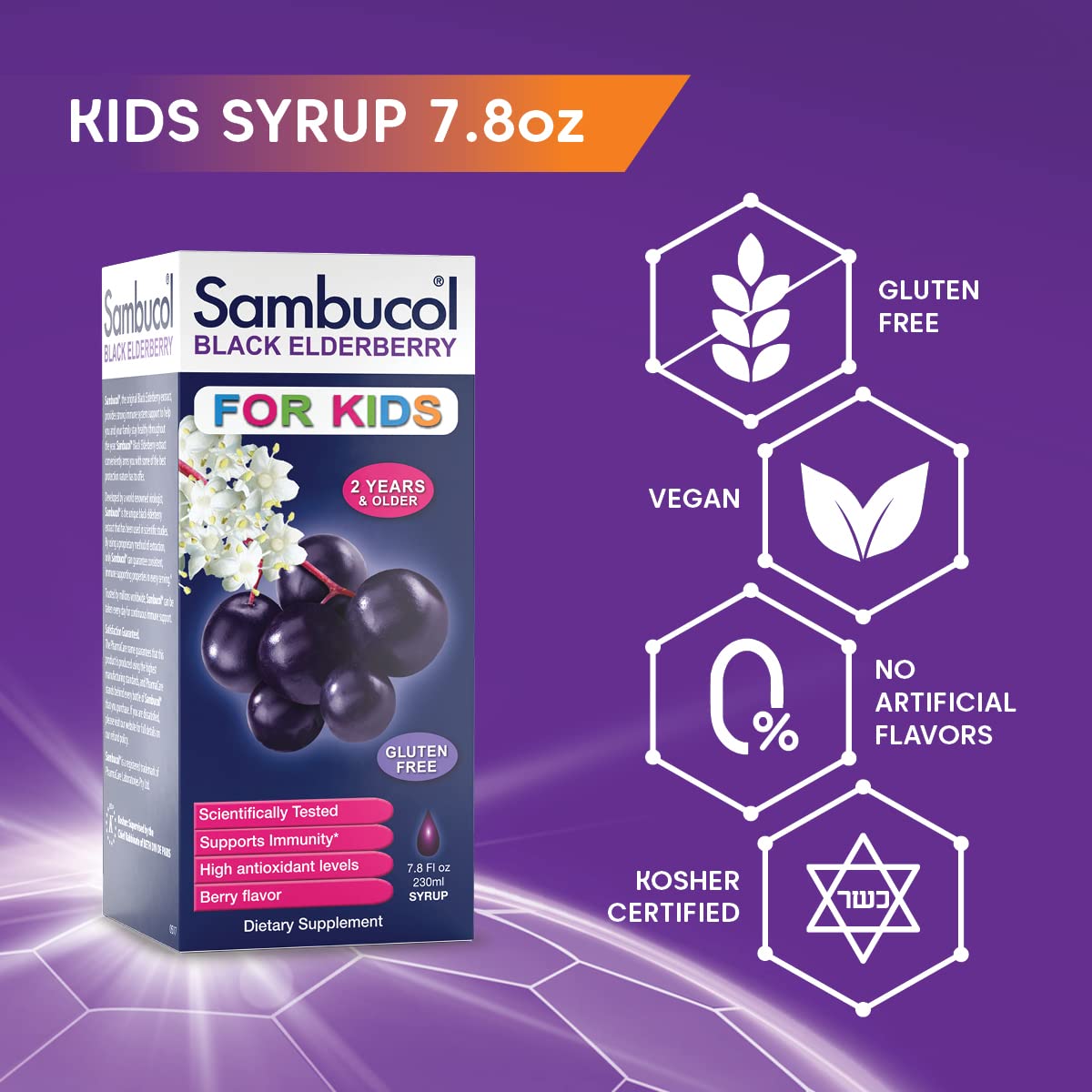 Versement dans une tasse avec Sambucol, boisson fruitée.