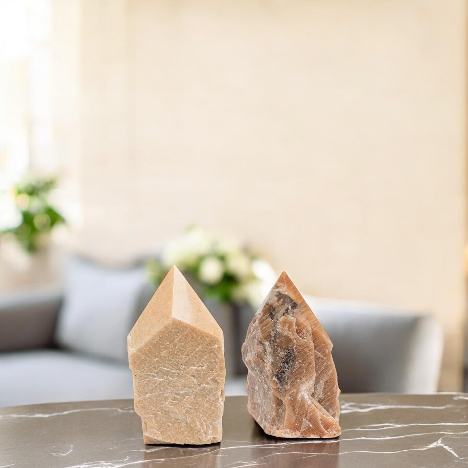 Pointe de feldspath SAMSARI pour pratique zen et calme.