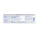 Gel bleu Sensodyne pour une fraîcheur durable en bouche.
