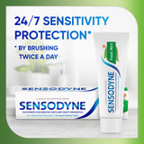 Sensodyne protection sensibilité dentine apaise les zones exposées.