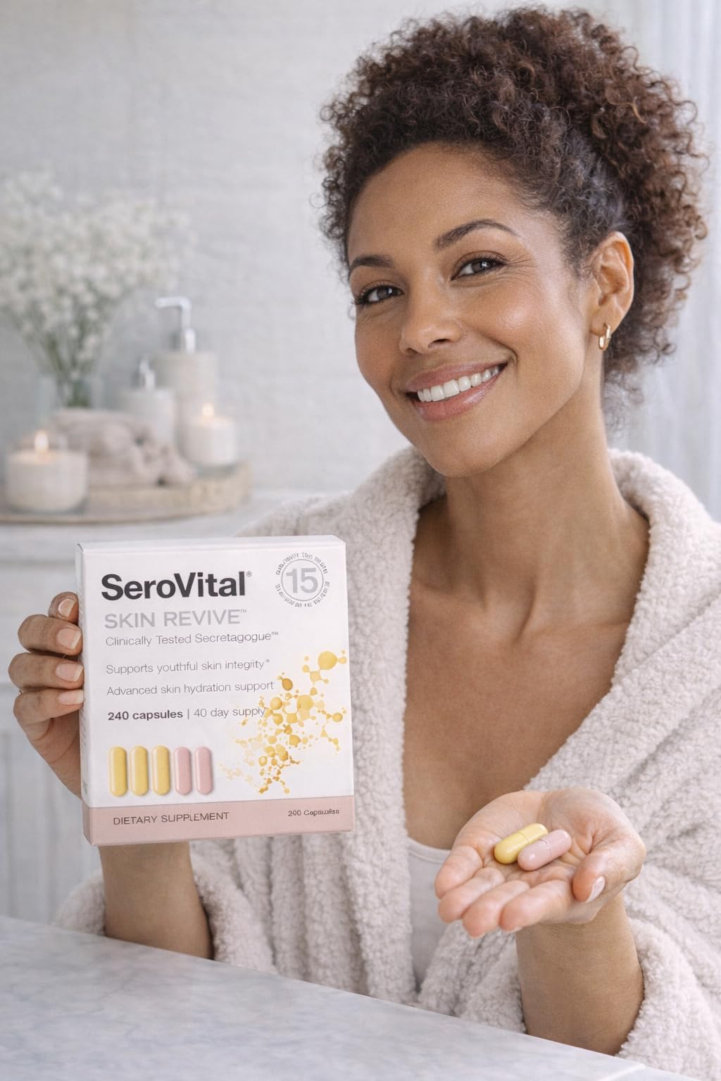 Serovital Skin Revive – rituel quotidien: potentiel éclaircissement et énergie.